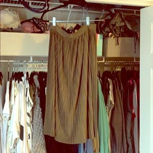 Army green soft pleated Zara skirt